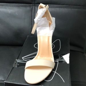 Hi-Chunk High Heel Pump Sandals